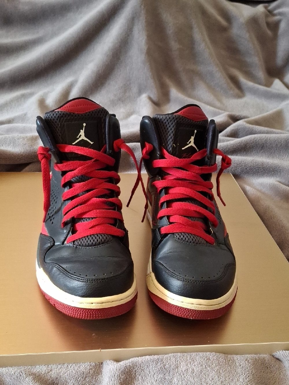 Jordan Men's Black and Red High-Top Sneakers